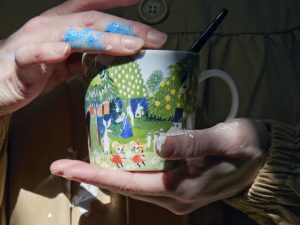 Hur gör ni med våren? Arabias Mumindalen Akvarell Lilla Stork