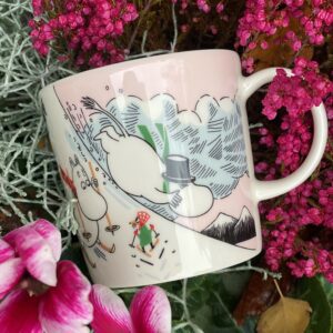 Arabia Muminmugg, Åka Kana, Säsongsmugg 2023