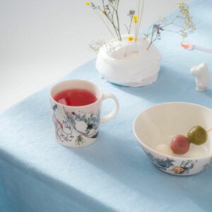 Arabia Muminmugg, Åka Kana - Säsongsmugg 2023