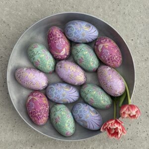 Påskagg i Plåt - Sara Miller