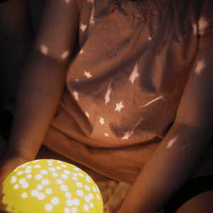 Mumin - Nattlampa med stjärnhimmel och musik