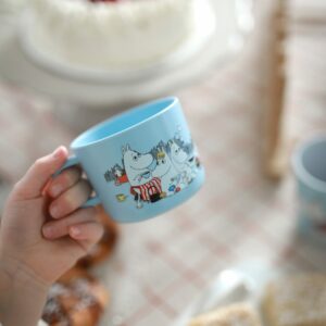 Mumin Mugg med Handtag - Picknick, Ljusblå