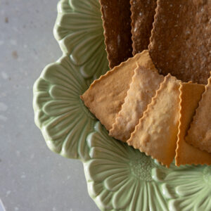 Keramikfat Äng, 25 x 25 cm - Grön