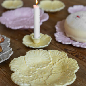 Keramikfat Äng, 25 x 25 cm - Gul