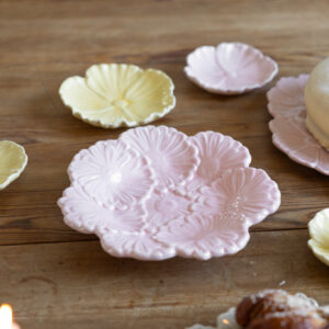 Keramikfat Äng, 25 x 25 cm - Rosa