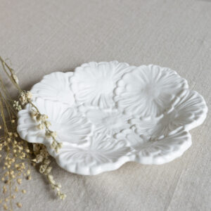 Keramikfat Äng, 25 x 25 cm - Vit