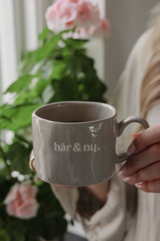 Majas Mugg - Här & Nu - Majas Cottage