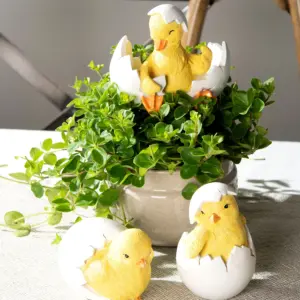 Nykläckta Kycklingar i Ägg – Påskdekoration 2-pack